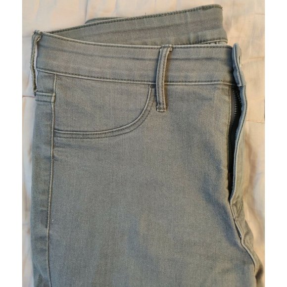 H&M & Denim Women's Skinny Ankle / Regular Waist Gray Jeans (Size 29) - Picture 3 of 9